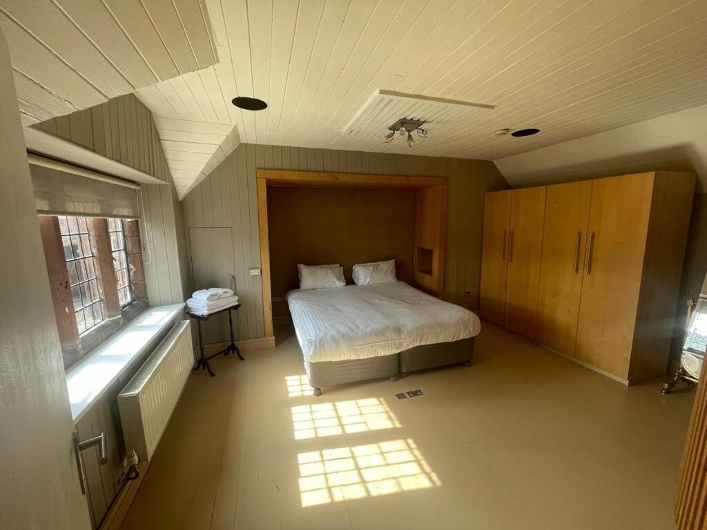 Thornton Manor - Holiday Cottages And Apartments Heswall Szoba fotó