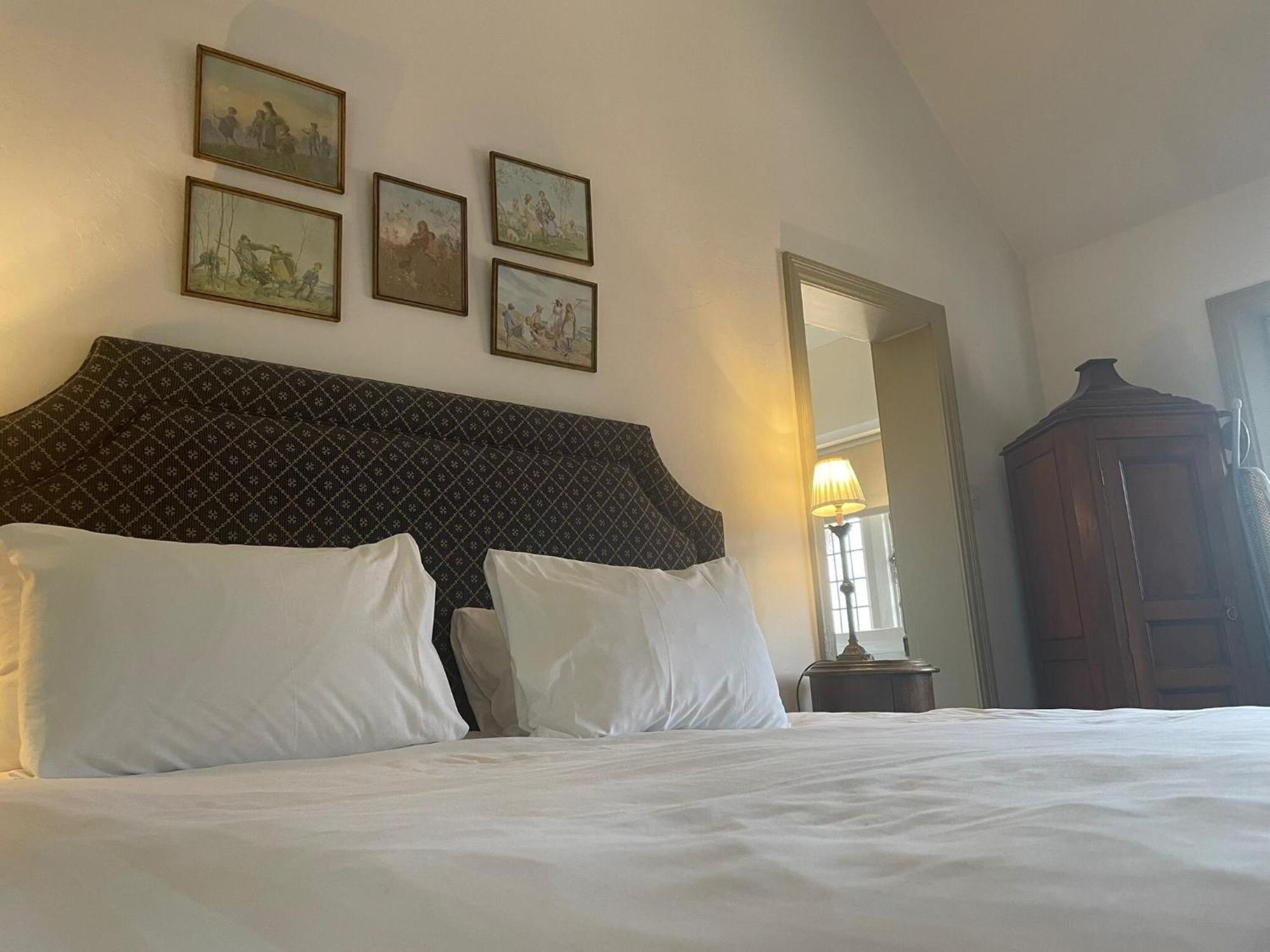 Thornton Manor - Holiday Cottages And Apartments Heswall Szoba fotó