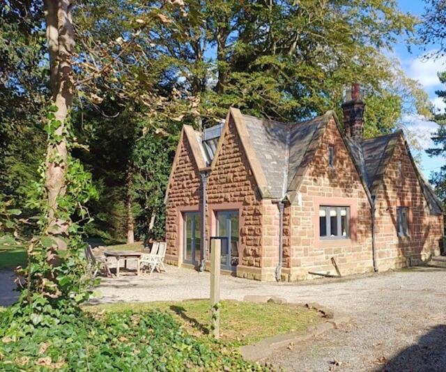 Thornton Manor - Holiday Cottages And Apartments Heswall Szoba fotó