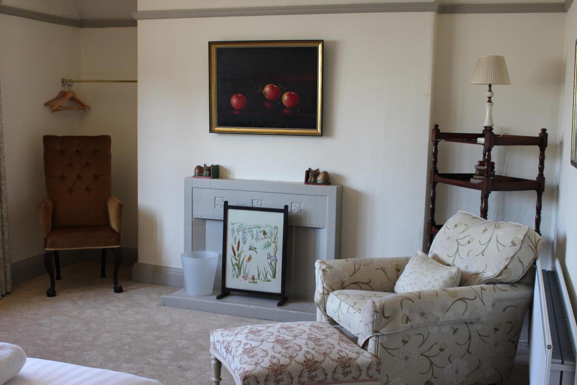 Thornton Manor - Holiday Cottages And Apartments Heswall Szoba fotó